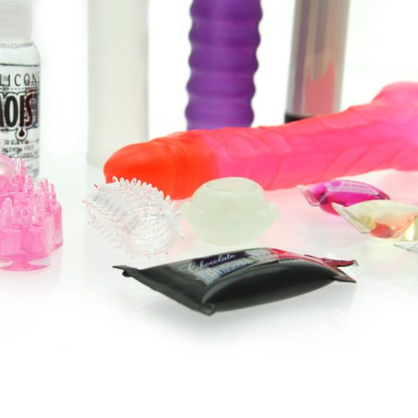 Wet and Wild 15 Piece waterproof Kit - Image 4